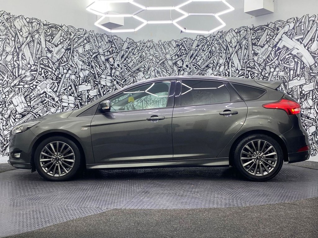 Used Ford Focus 2017 for sale - 77383780: Photo 11