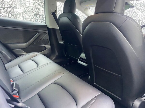 Used Tesla Model 3 2021 for sale - 76216785: Photo 24