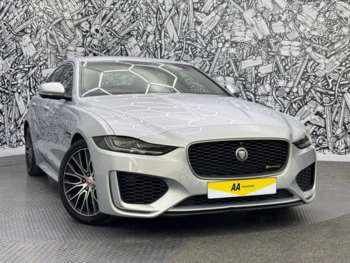 Used Jaguar XE 2021 for sale - 74542308: Photo