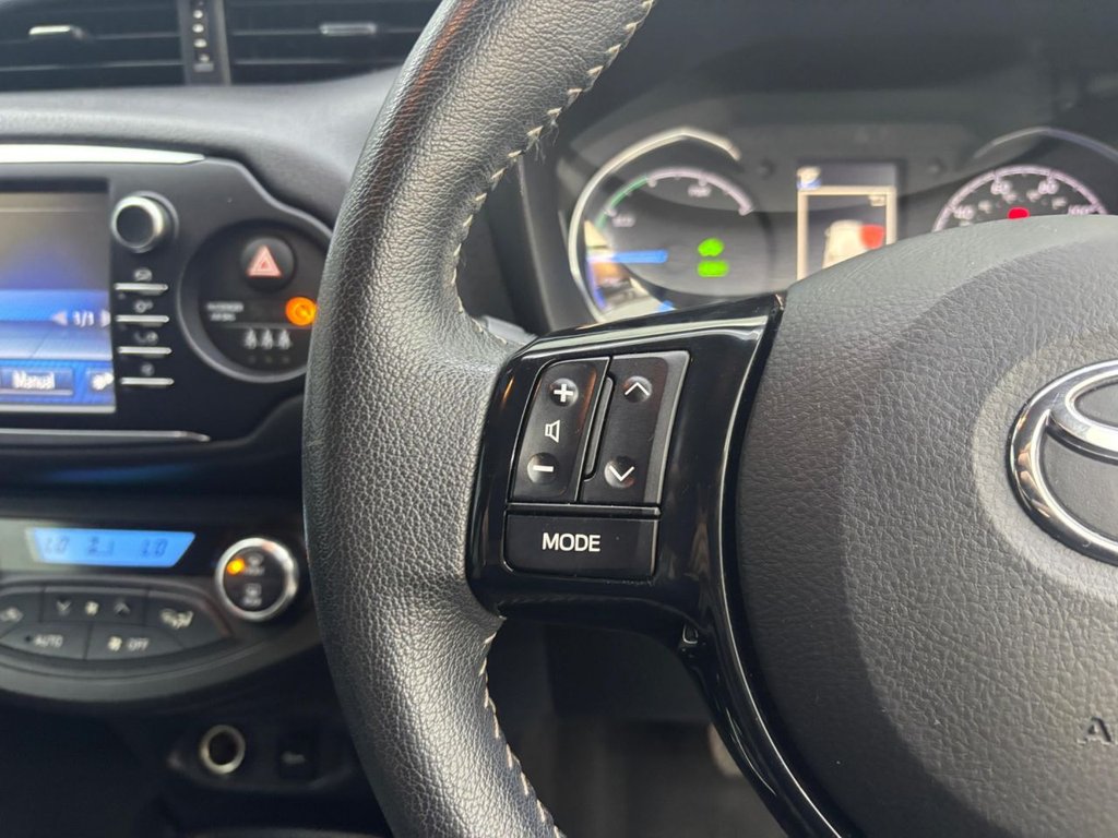 Used Toyota Yaris 2018 for sale - 75992608: Photo 16