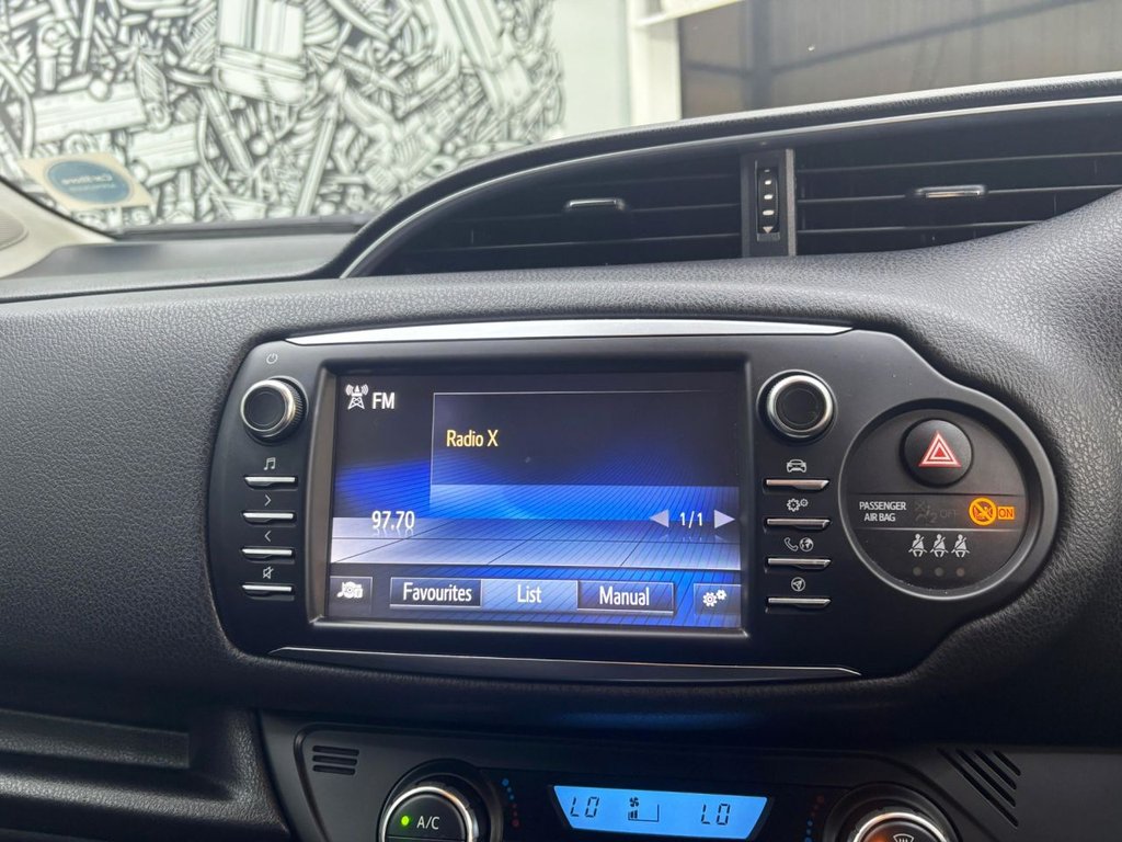 Used Toyota Yaris 2018 for sale - 75992608: Photo 19