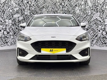 Used Ford Focus 2020 for sale - 75802261: Photo