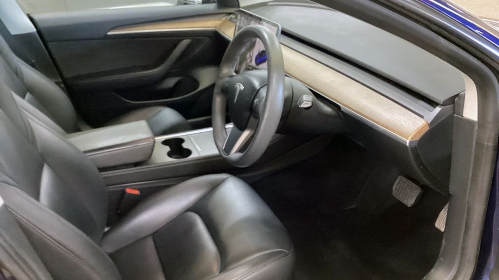 Used Tesla Model 3 2021 for sale - 76147703: Photo 10