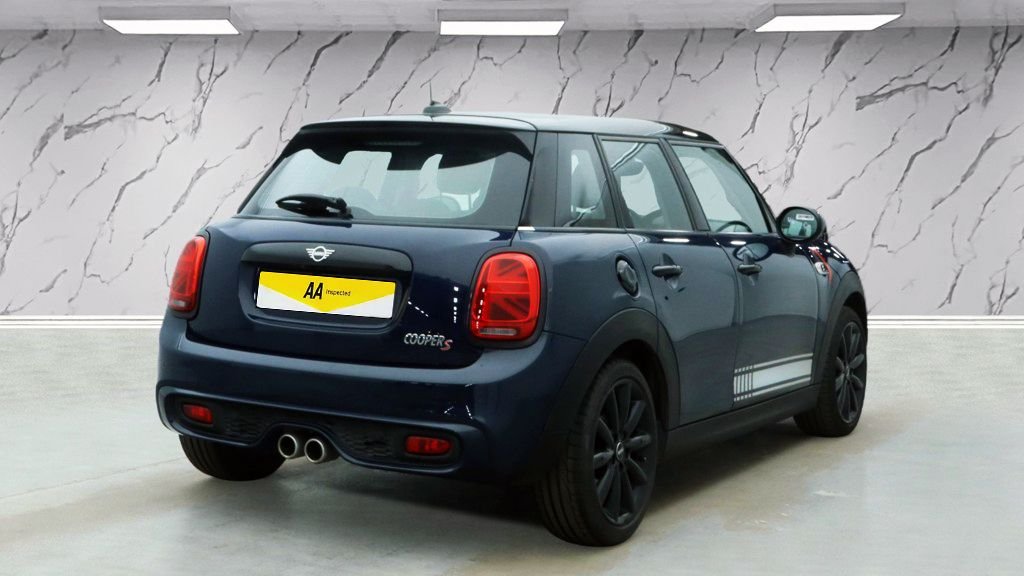 Used MINI Hatch 2018 for sale - 77122333: Photo 5