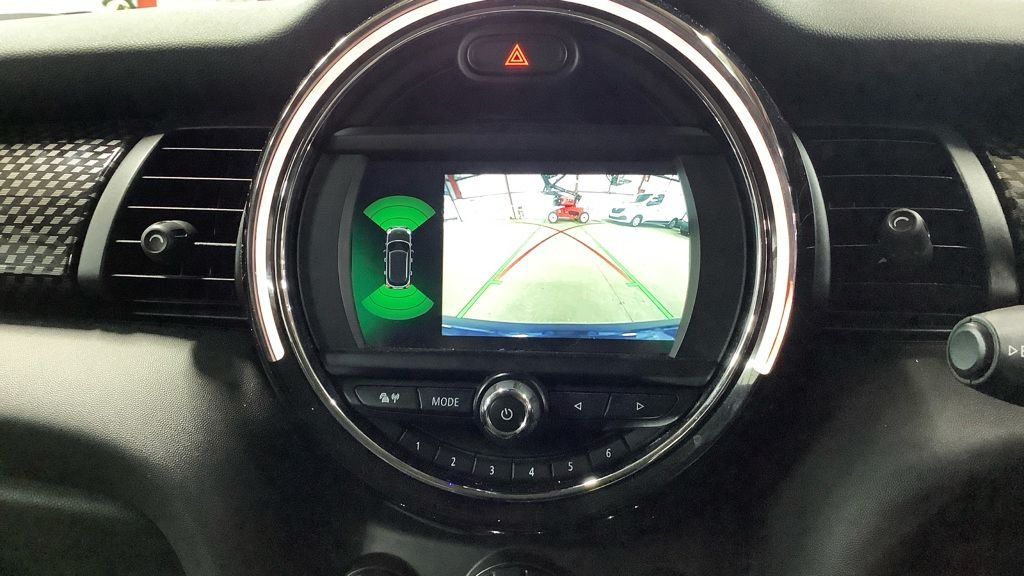 Used MINI Hatch 2018 for sale - 77122333: Photo 8