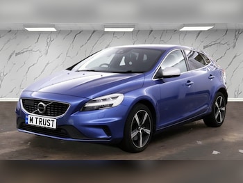 Used Volvo V40 2018 for sale - 78702120: Photo
