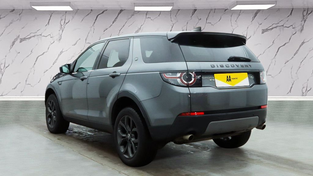 Used Land Rover Discovery Sport 2019 for sale - 77642710: Photo 5
