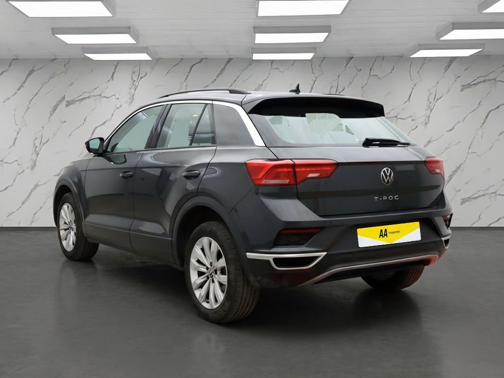 Used Volkswagen T-Roc 2021 for sale - 77384386: Photo 5