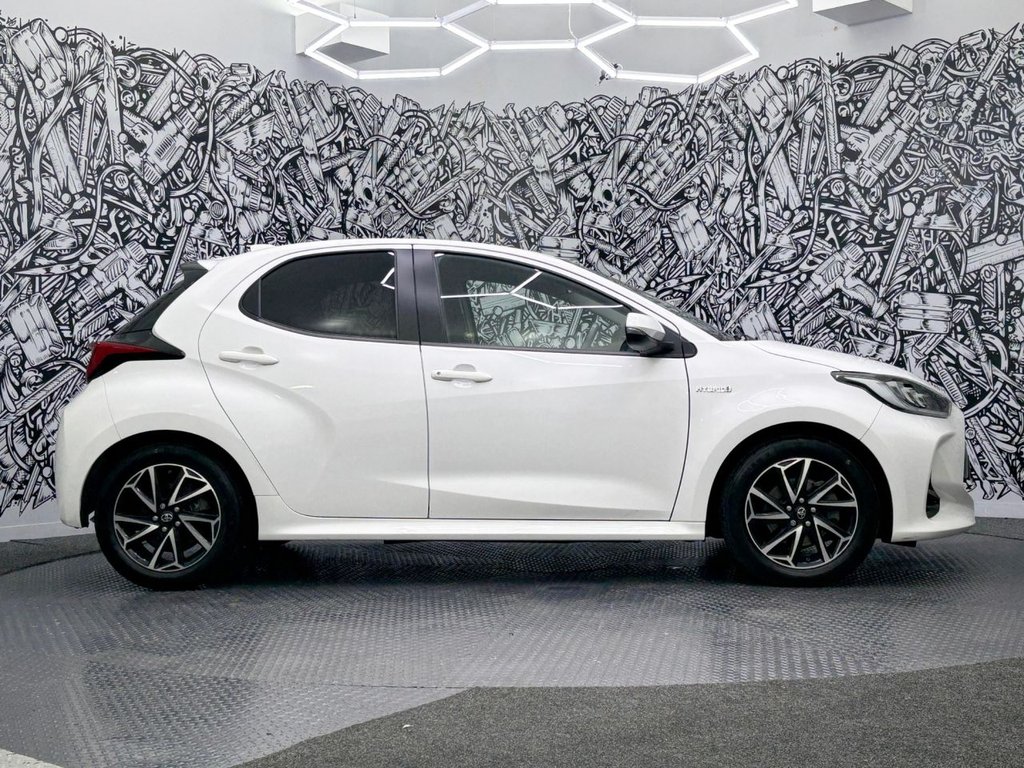 Used Toyota Yaris 2021 for sale - 76023808: Photo 12