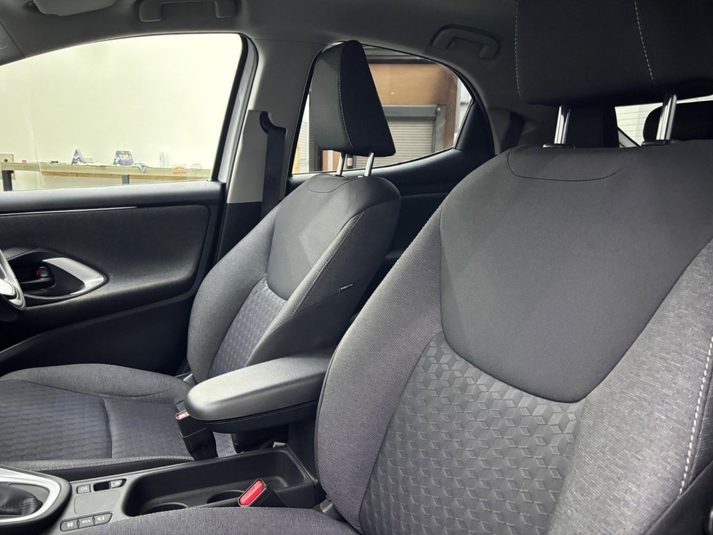 Used Toyota Yaris 2021 for sale - 76023808: Photo 16