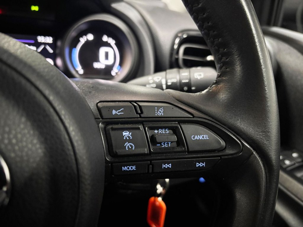 Used Toyota Yaris 2021 for sale - 76023808: Photo 17