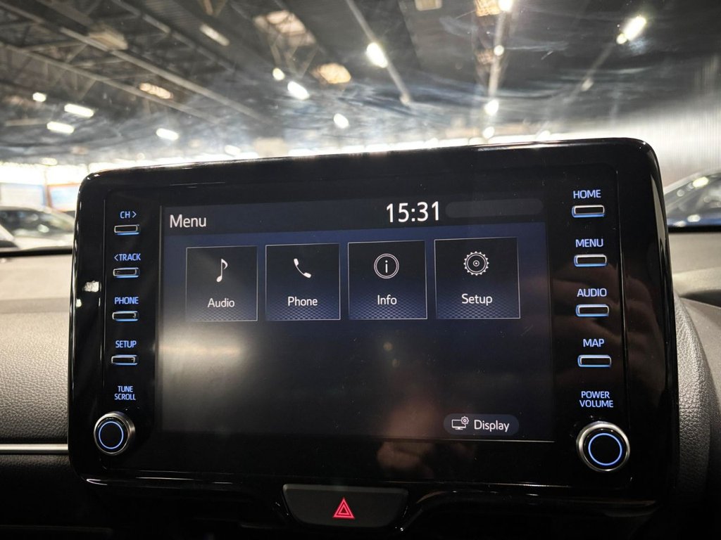 Used Toyota Yaris 2021 for sale - 76023808: Photo 21