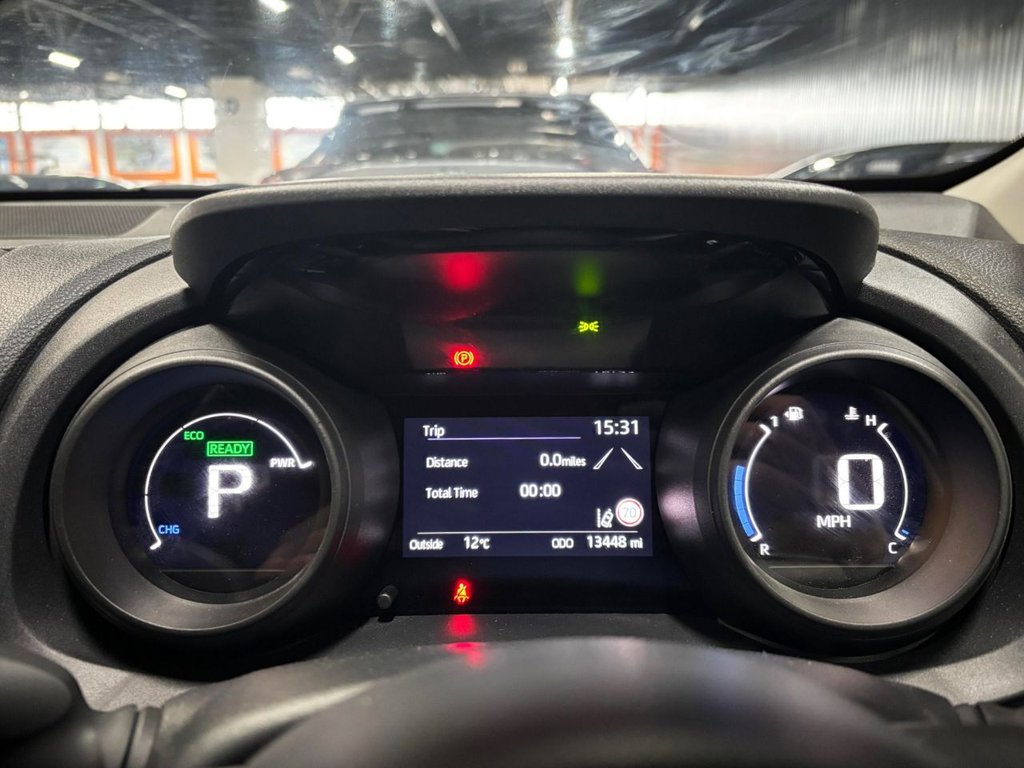 Used Toyota Yaris 2021 for sale - 76023808: Photo 23