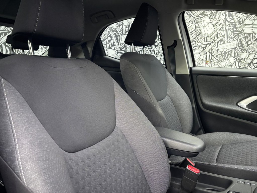 Used Toyota Yaris 2021 for sale - 76023808: Photo 24