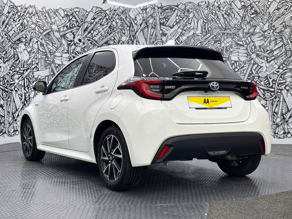 Used Toyota Yaris 2021 for sale - 76023808: Photo 8