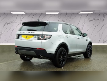 Used Land Rover Discovery Sport 2018 for sale - 78306146: Photo