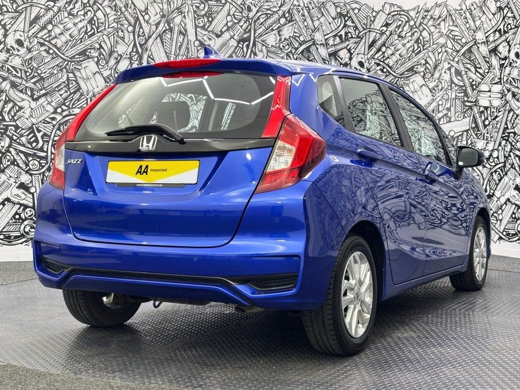 Used Honda Jazz 2020 for sale - 76029436: Photo 11
