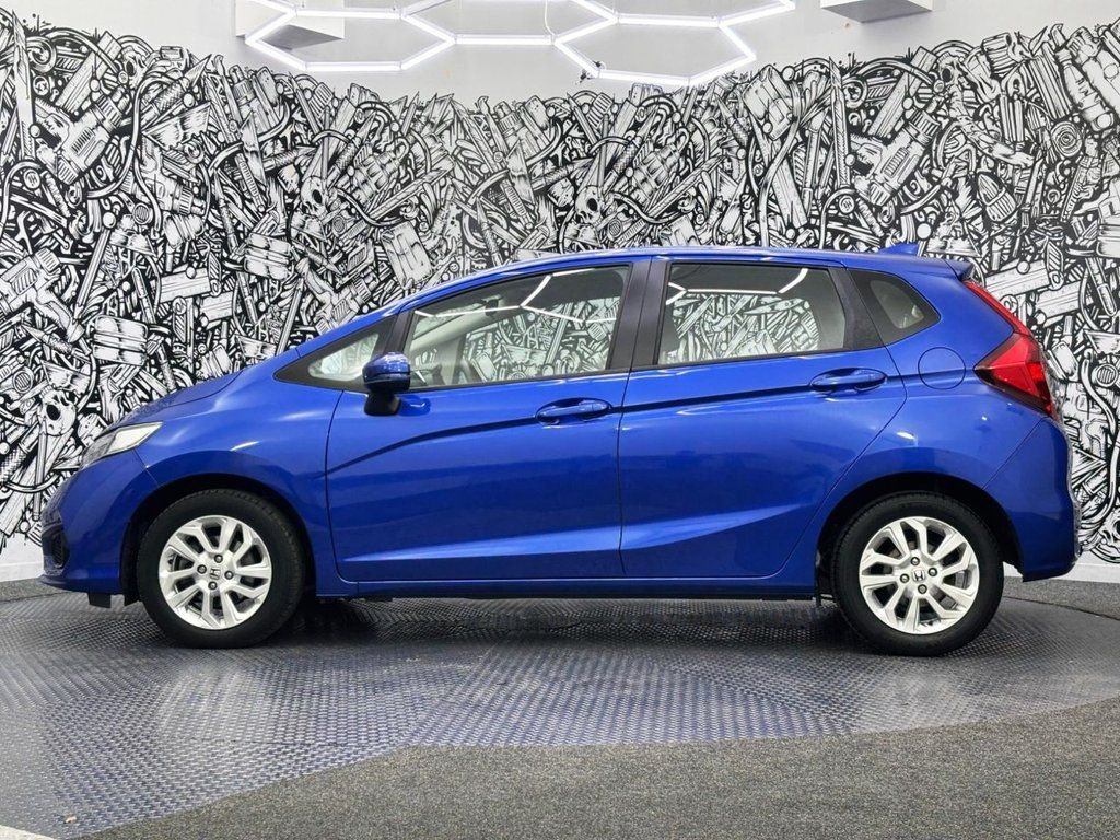 Used Honda Jazz 2020 for sale - 76029436: Photo 12