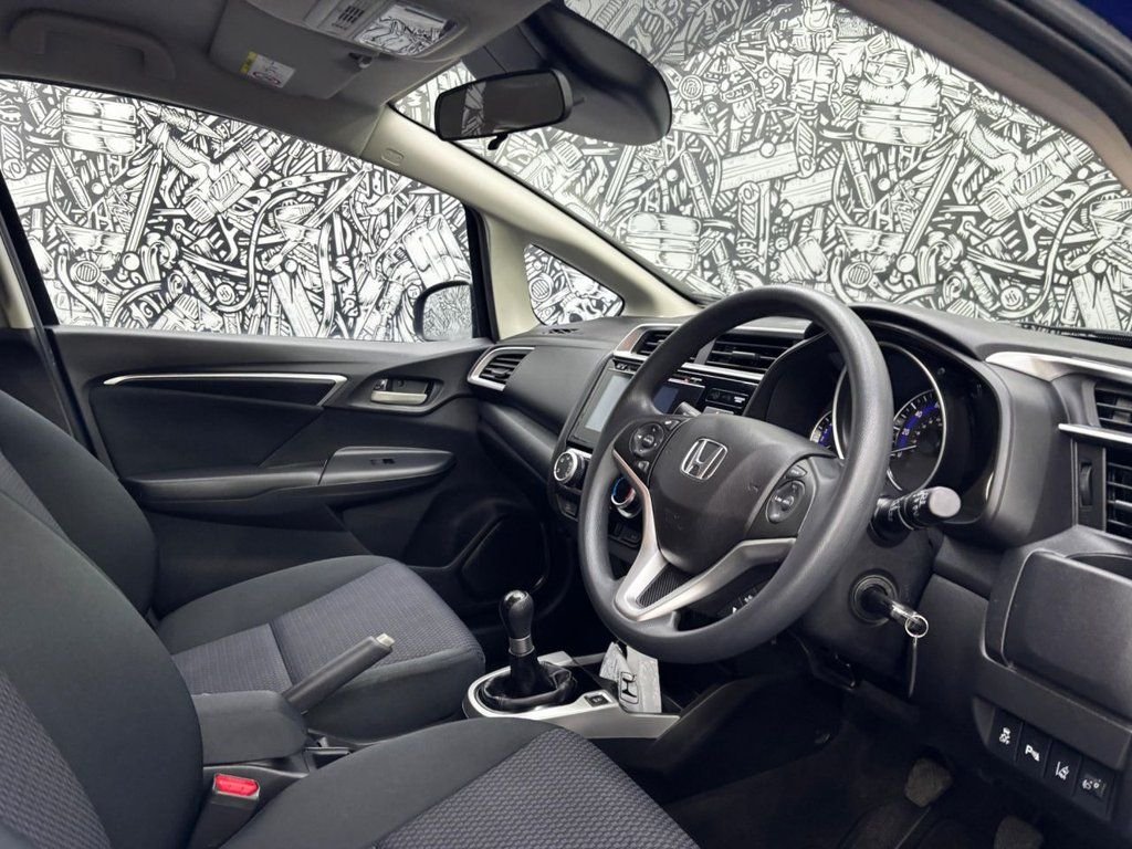 Used Honda Jazz 2020 for sale - 76029436: Photo 25