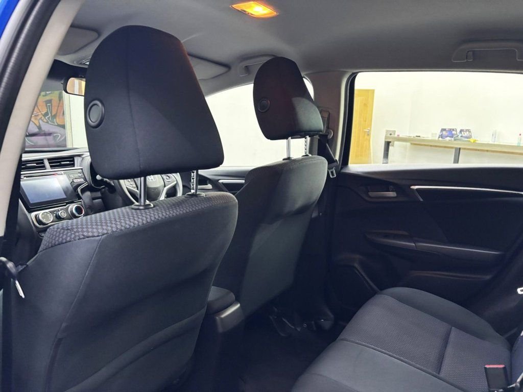 Used Honda Jazz 2020 for sale - 76029436: Photo 29