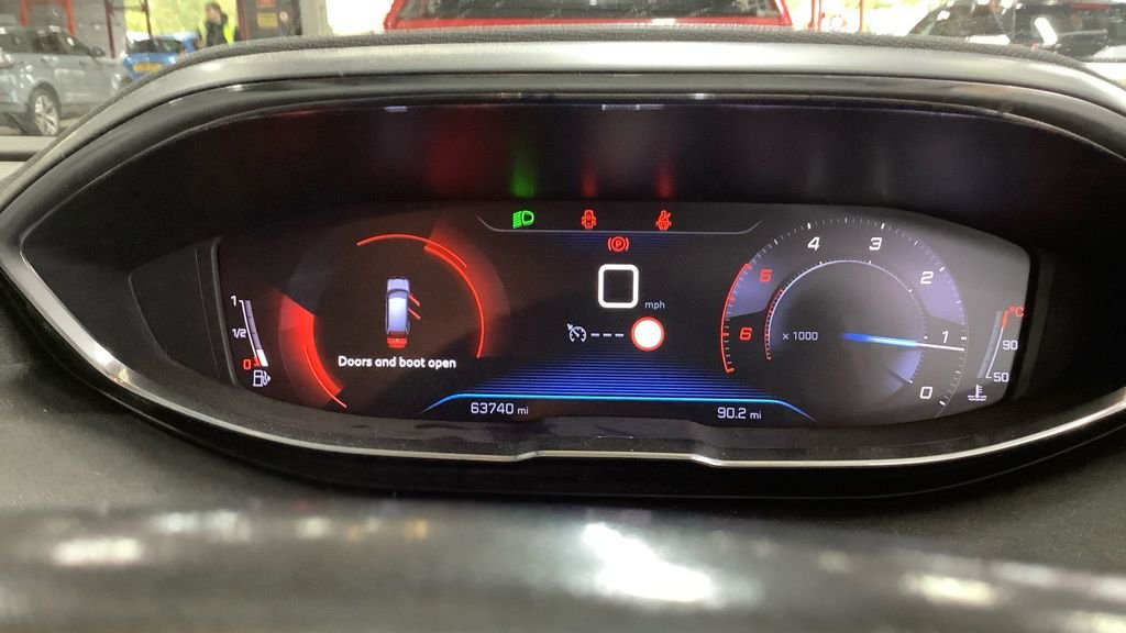 Used Peugeot 5008 2018 for sale - 76092836: Photo 9