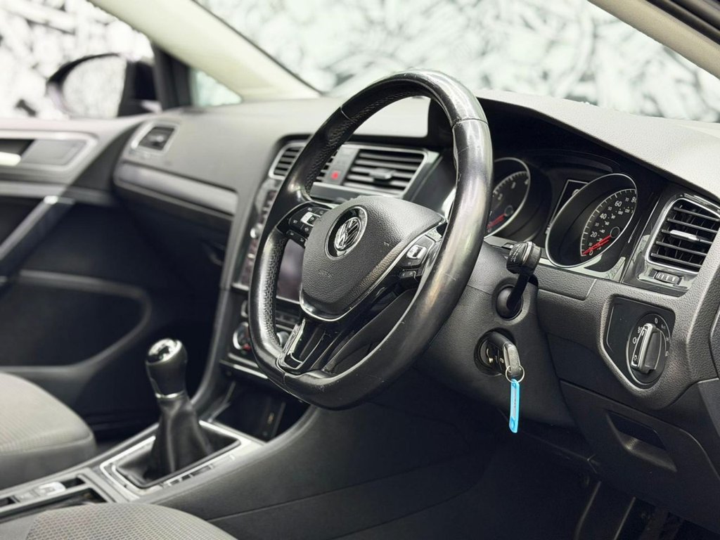 Used Volkswagen Golf 2019 for sale - 77609005: Photo 29