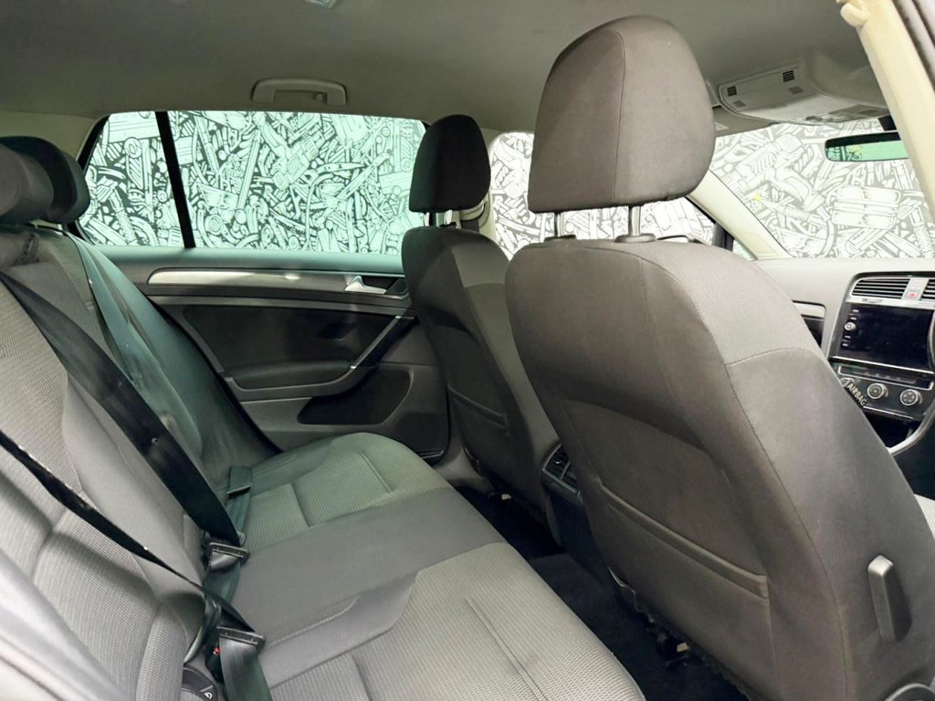Used Volkswagen Golf 2019 for sale - 77609005: Photo 31