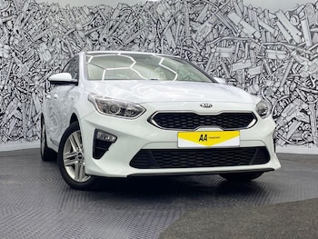 Used Kia Ceed 2019 for sale - 76973740: Photo