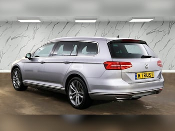 Used Volkswagen Passat 2019 for sale - 78702095: Photo