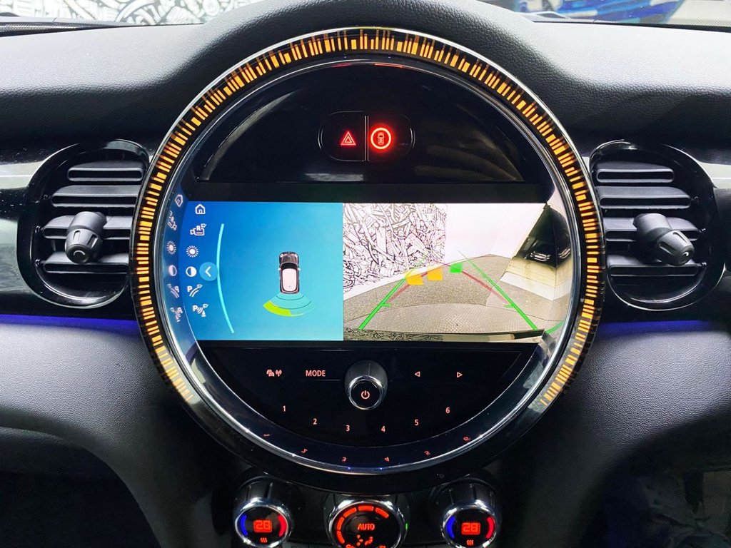 Used MINI Electric Hatch 2022 for sale - 76740503: Photo 19