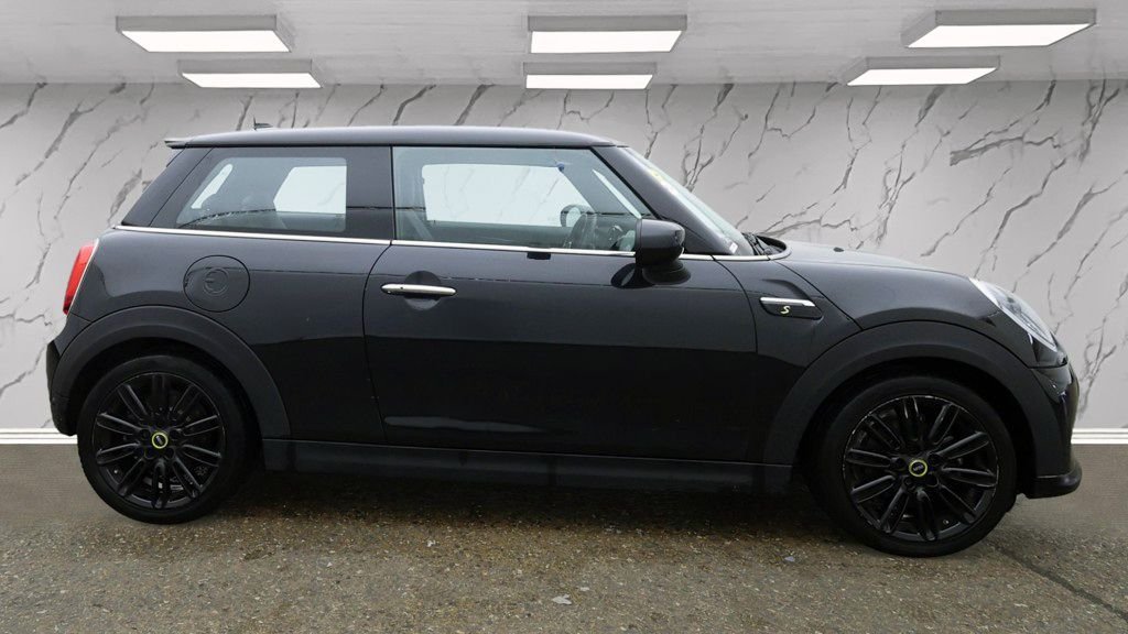 Used MINI Hatch 2022 for sale - 76740503: Photo 5