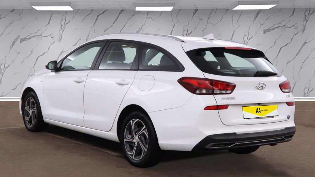 Used Hyundai i30 2021 for sale - 76582750: Photo 3