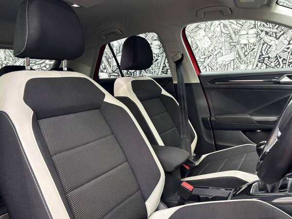 Used Volkswagen T-Roc 2018 for sale - 73968932: Photo 26