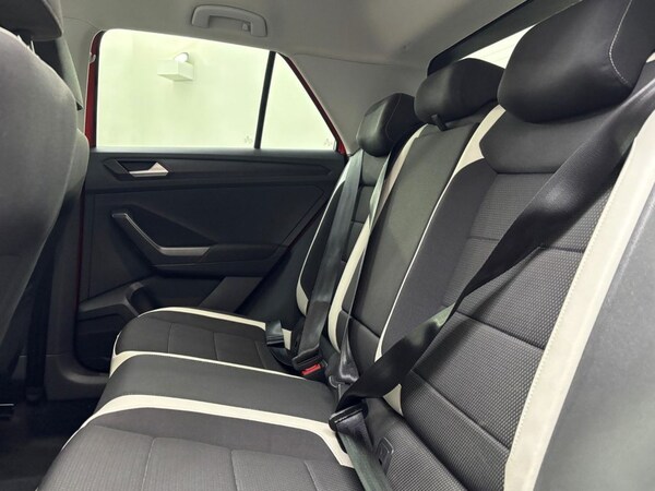 Used Volkswagen T-Roc 2018 for sale - 73968932: Photo 28