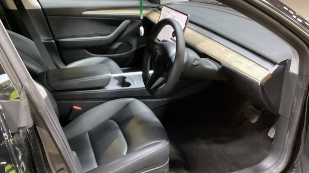 Used Tesla Model 3 2021 for sale - 76148102: Photo 10