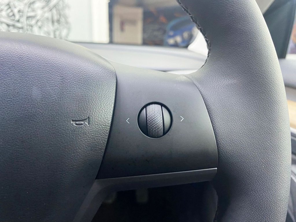 Used Tesla Model 3 2021 for sale - 76148102: Photo 24