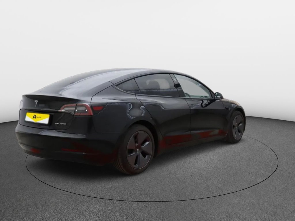 Used Tesla Model 3 2021 for sale - 76148102: Photo 5
