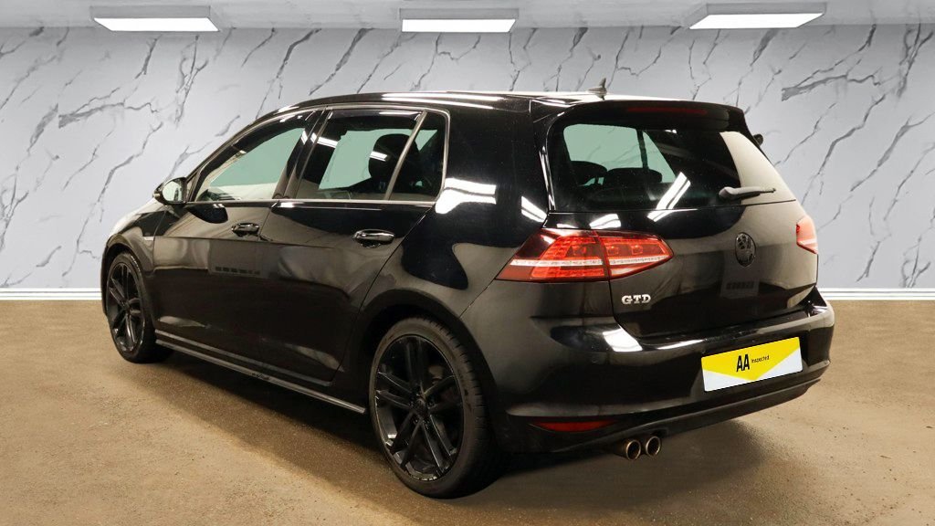 Used Volkswagen Golf 2016 for sale - 77780073: Photo 5