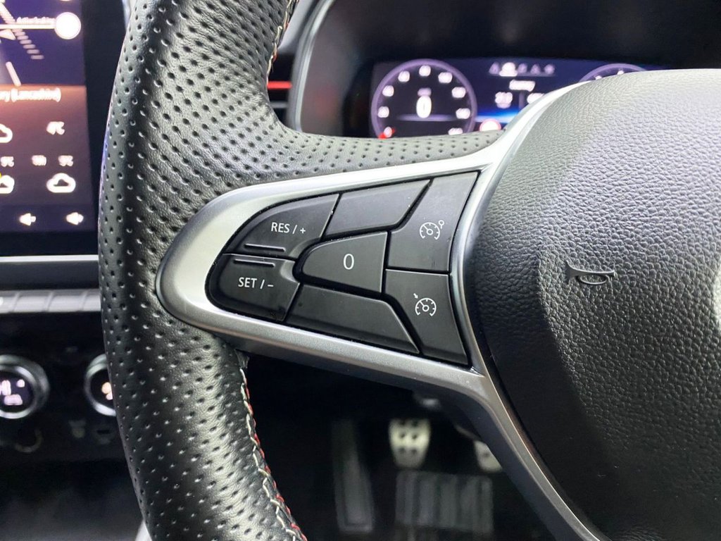 Used Renault Clio 2023 for sale - 77369657: Photo 23