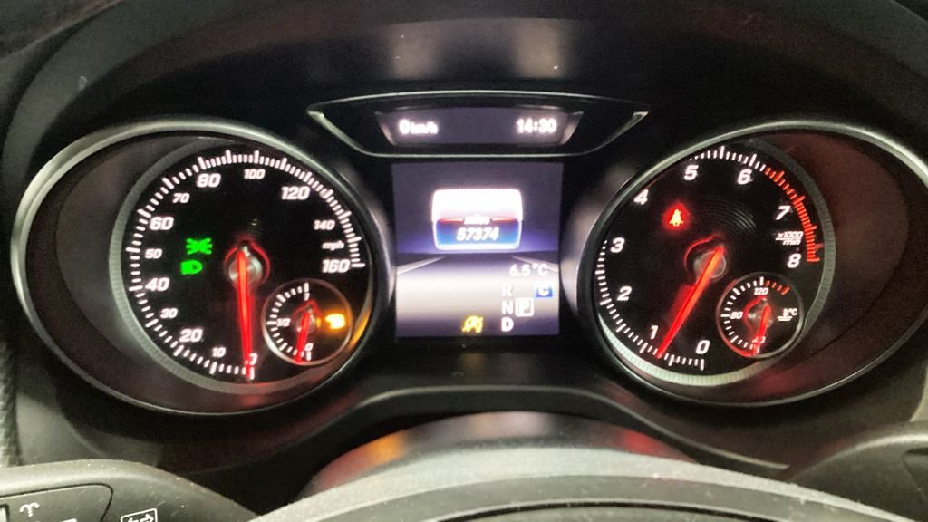 Used Mercedes-Benz GLA 2018 for sale - 77655105: Photo 11