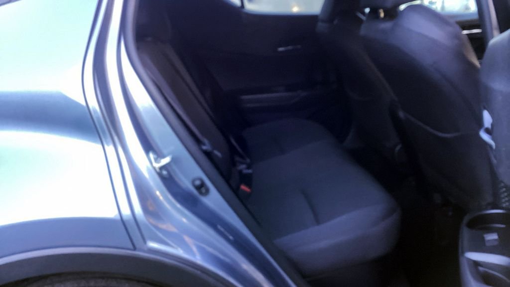 Used Toyota C-HR 2022 for sale - 76396135: Photo 11