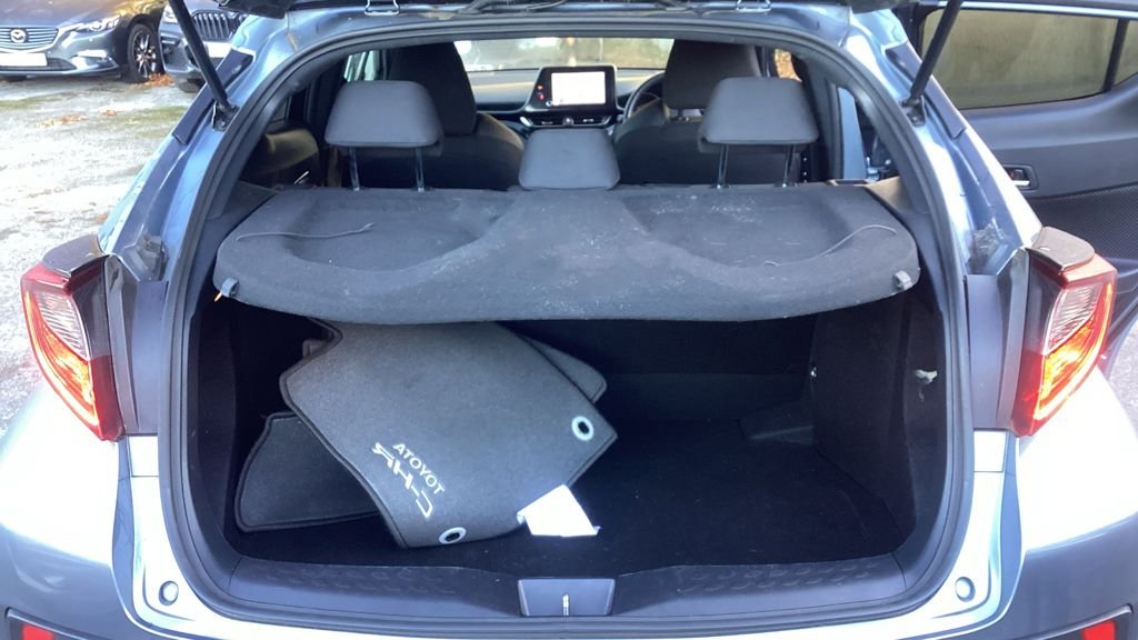 Used Toyota C-HR 2022 for sale - 76396135: Photo 12