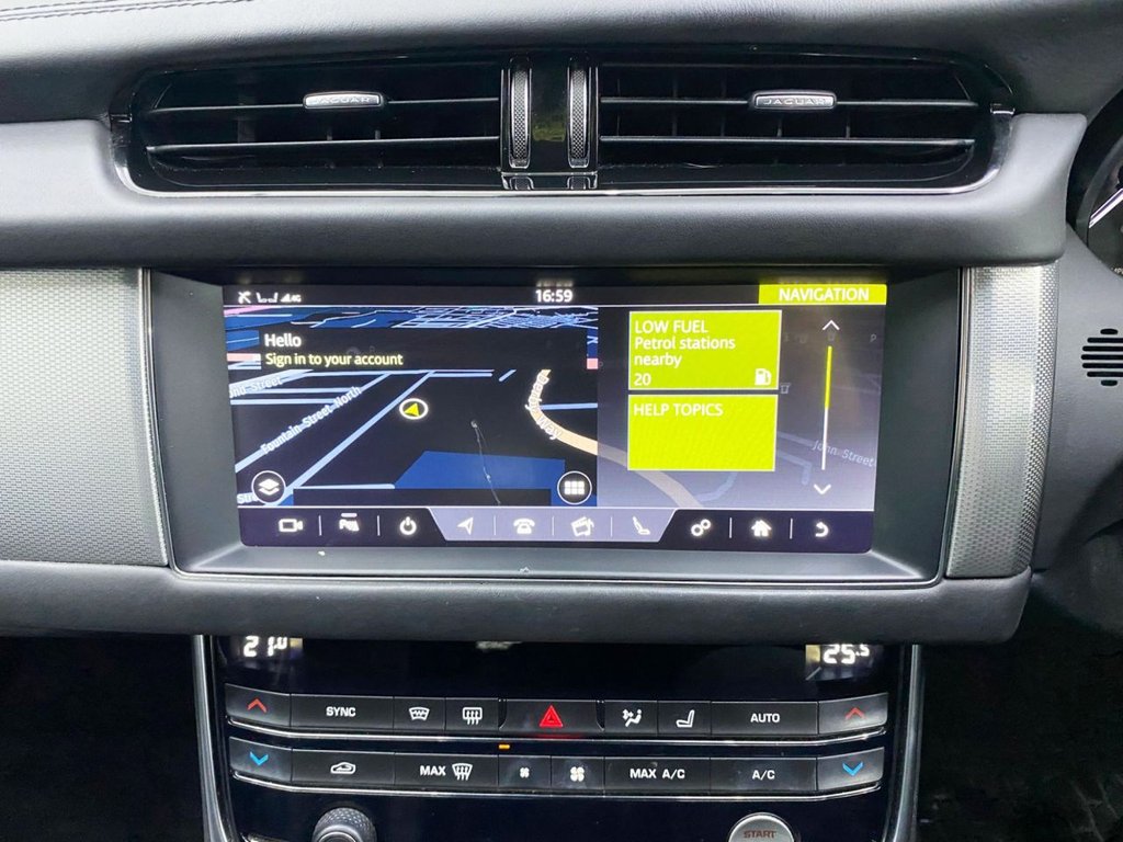 Used Jaguar XF 2018 for sale - 77384320: Photo 16