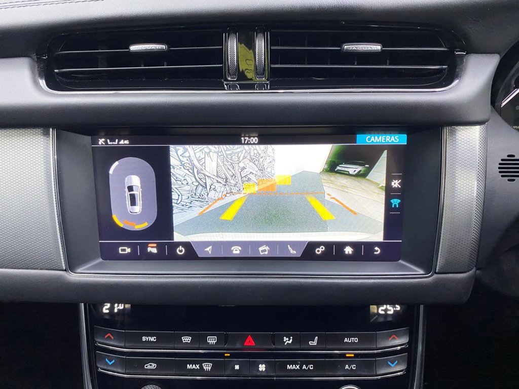 Used Jaguar XF 2018 for sale - 77384320: Photo 17