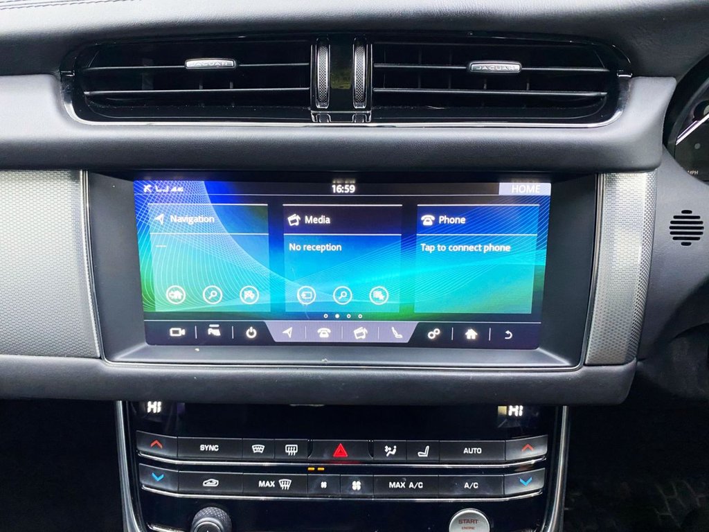 Used Jaguar XF 2018 for sale - 77384320: Photo 18