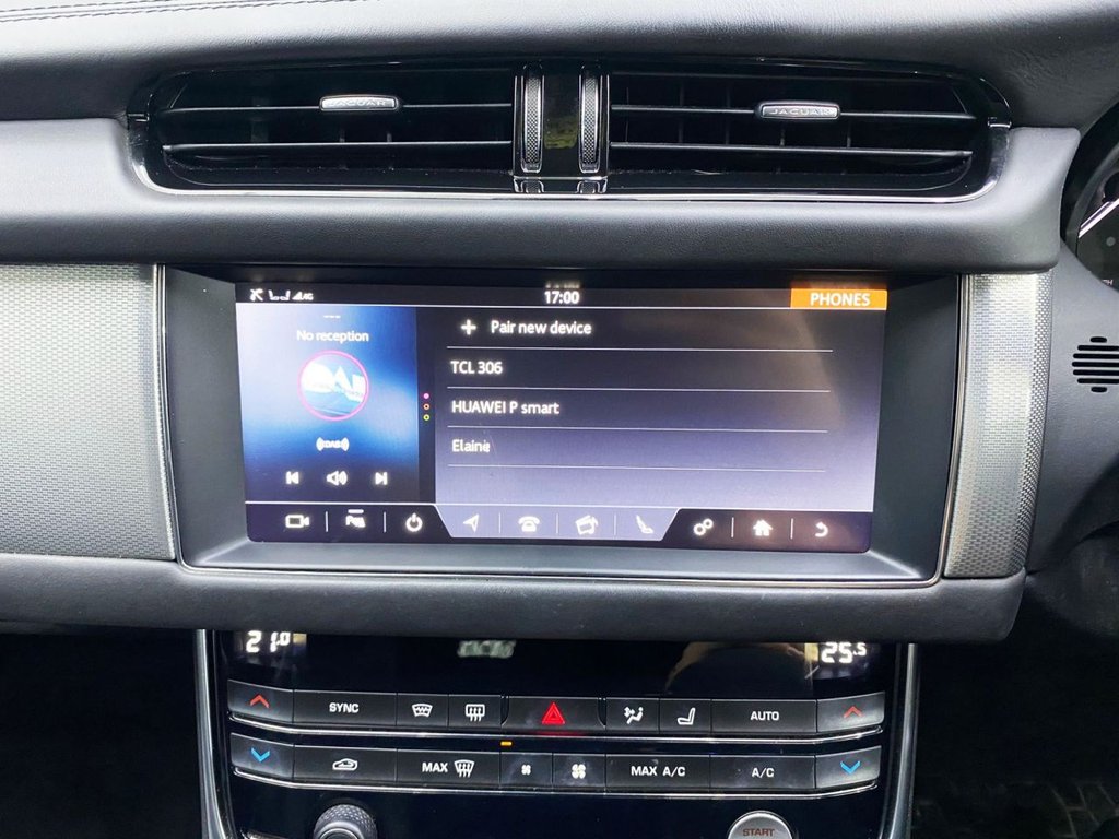 Used Jaguar XF 2018 for sale - 77384320: Photo 20