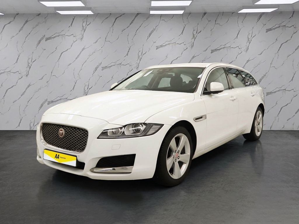 Used Jaguar XF 2018 for sale - 77384320: Photo 3