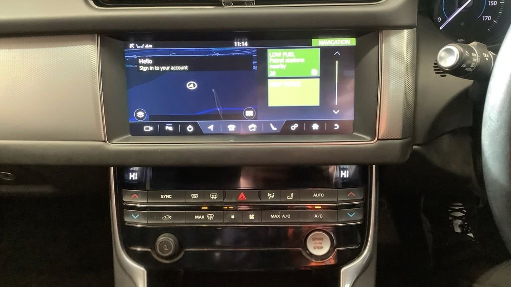 Used Jaguar XF 2018 for sale - 77384320: Photo 8