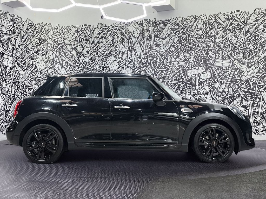 Used MINI Hatch 2020 for sale - 77976256: Photo 14