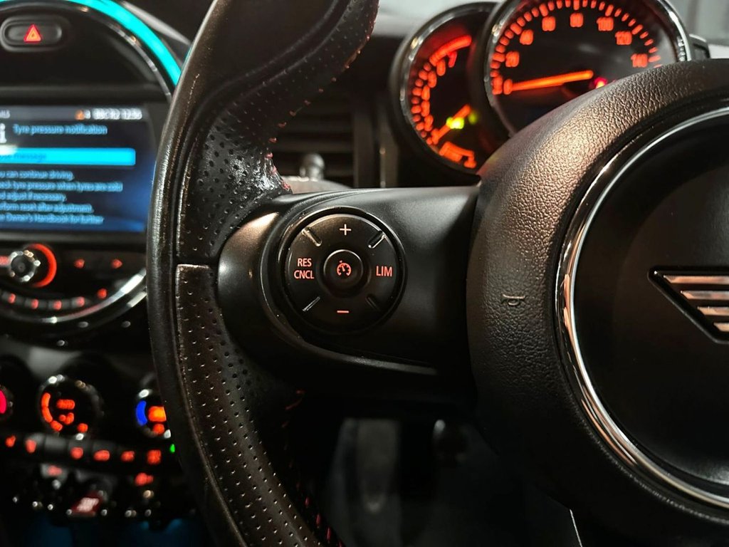 Used MINI Hatch 2020 for sale - 77976256: Photo 21